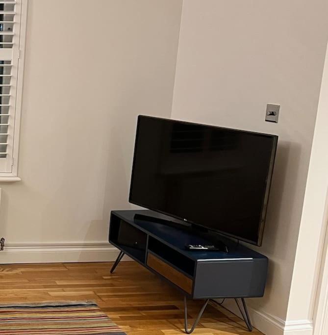 ***Spotless, Bright 1 Double Bed Apartment*** Bath Exterior foto